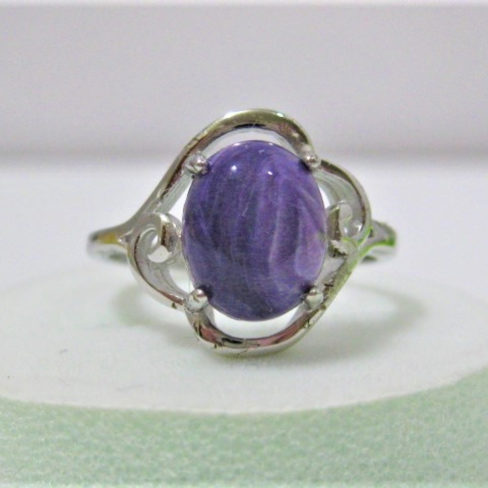 Chalcedony solitaire ring